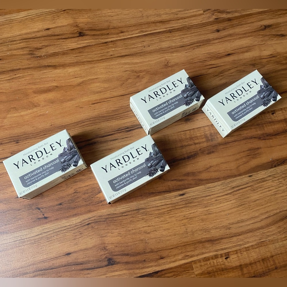 (4) Yardley London Moisturizing Bath Bar Activated Charcoal